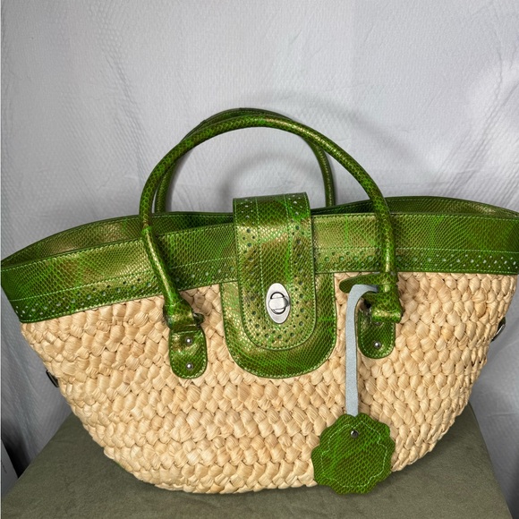 Large  Green and Tan Wicker Straw Rattan  Tote Bag Tagged Magnolia Zurich - Picture 1 of 10